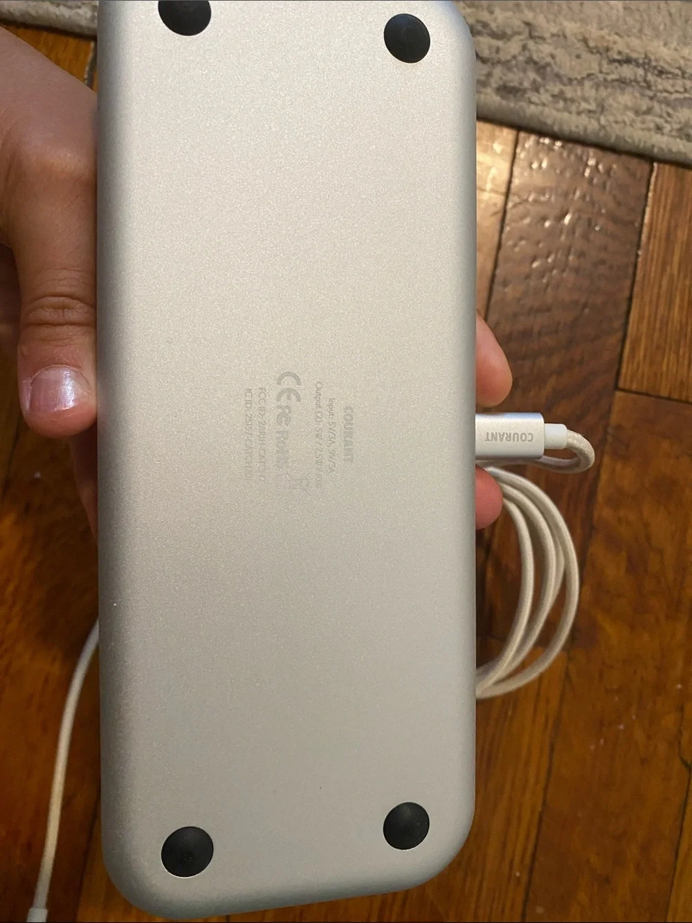 Oura White Wireless Charger Power Bank with Braided USB-C Cable